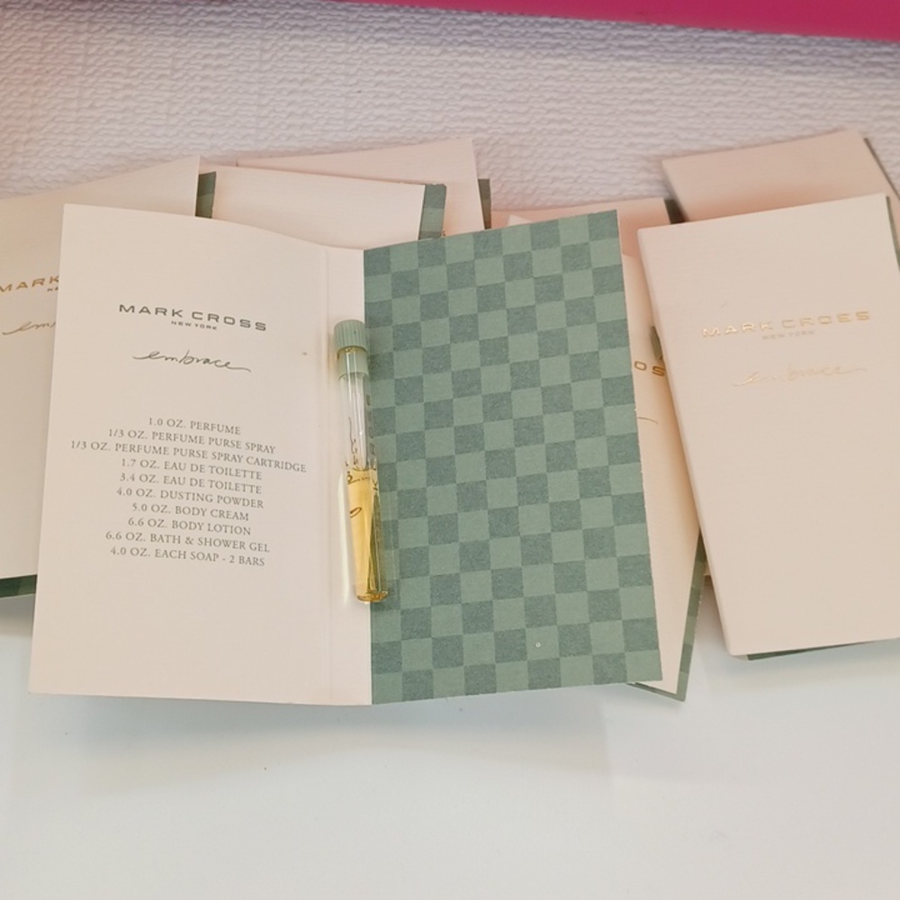 Mark Cross Embrace Collection - Picture 6 of 12